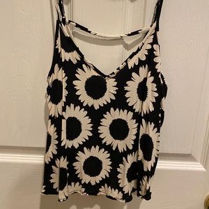 Black flower print crop